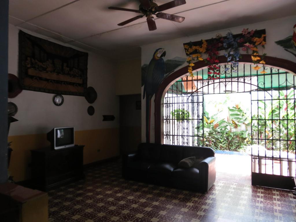 Pensión Tropicana