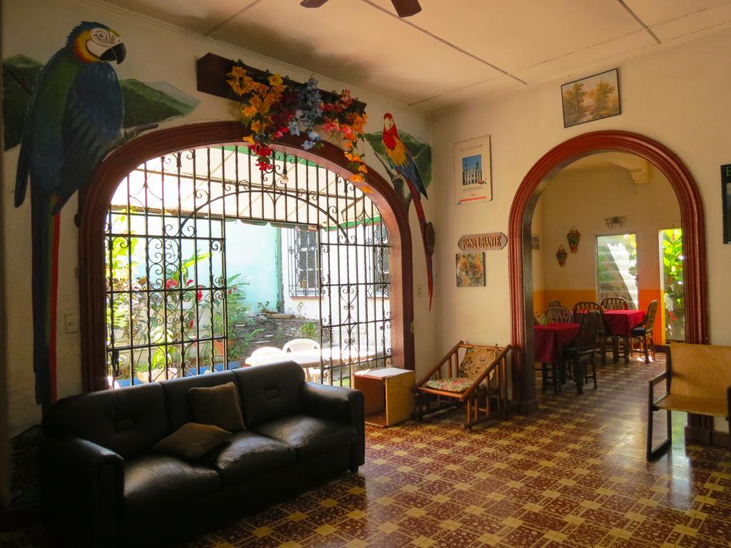 Pensión Tropicana
